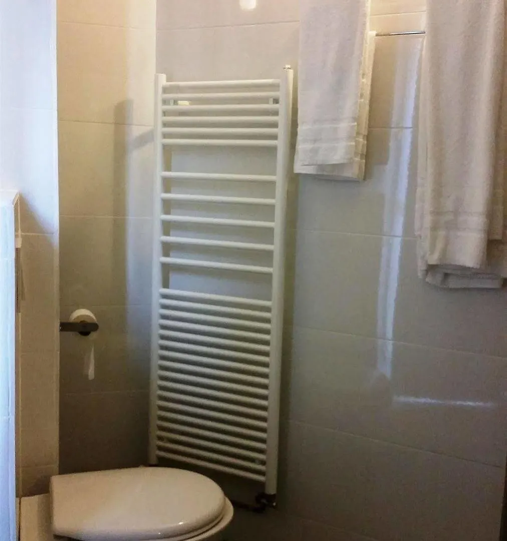 Hotell De France - Gare De L'est 2*